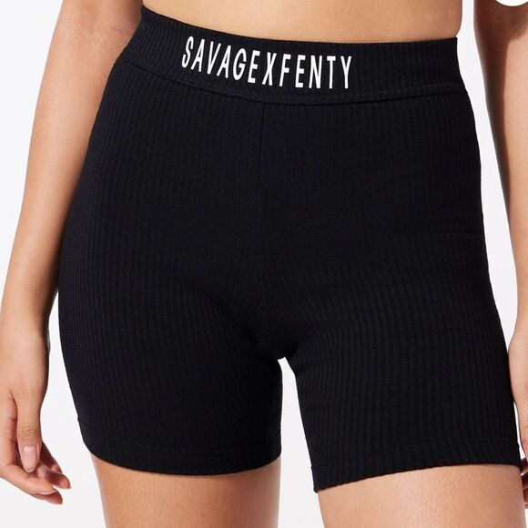 Savage Fenty Xssential Heavy Rib Logo Bike Short Black M NWT in packaging - Picture 1 of 7